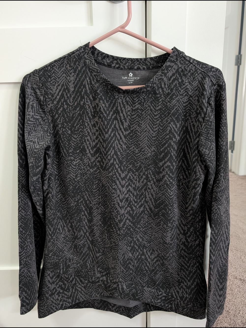 Tuff Athletics Long Sleeve Active Top - Black Gray Pattern